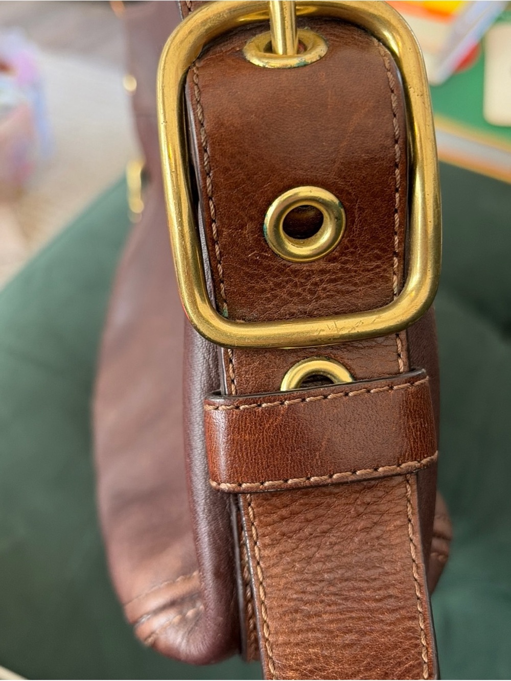 Coach Vintage Zoe Brown Leather Shoulder Bag Brass Hardware - Picture 5 of 16